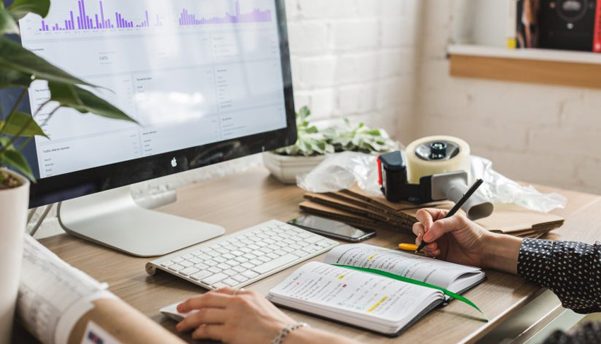 做一個(gè)專業(yè)的外貿(mào)網(wǎng)站多少錢？